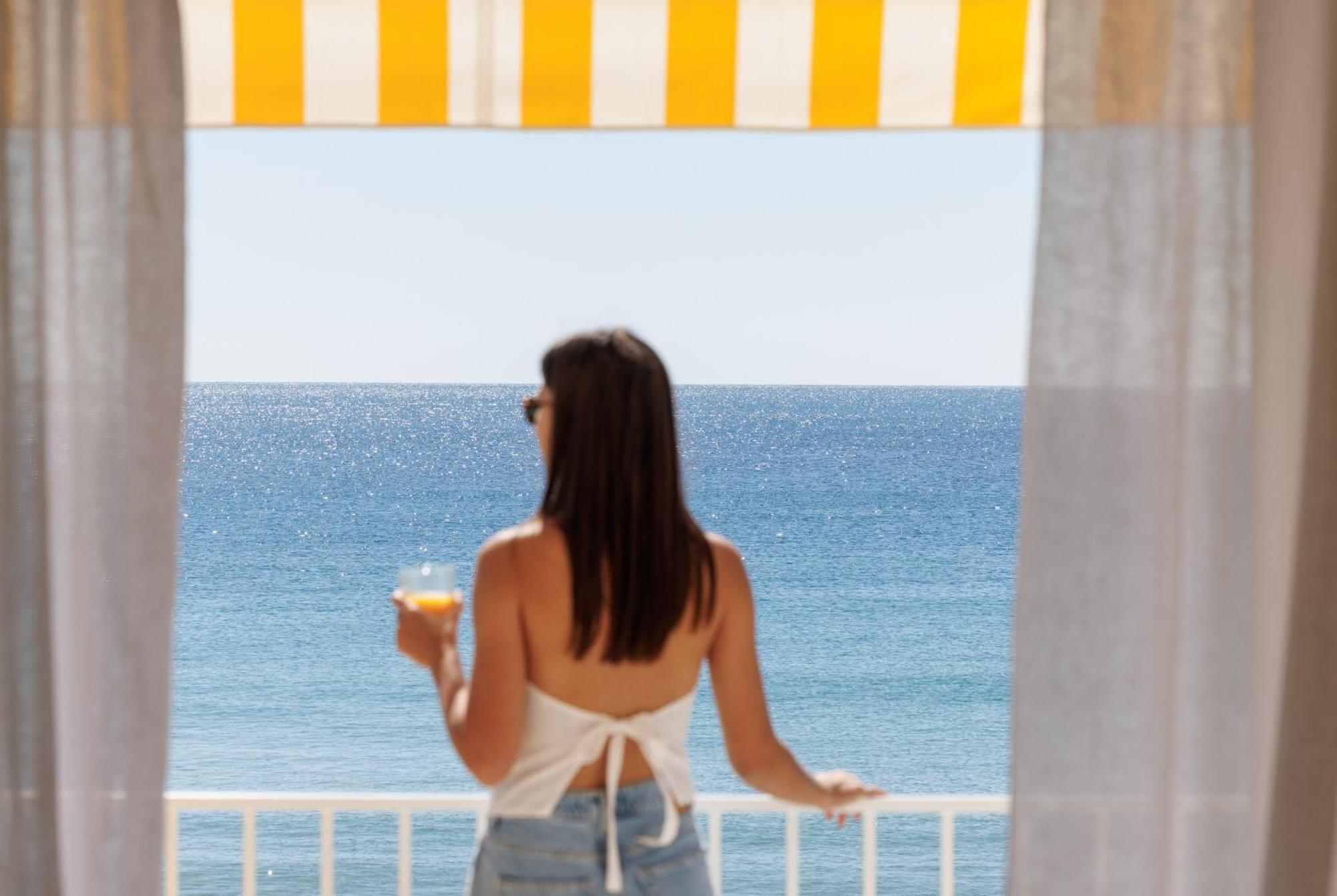 Belle Vue Hotel Cavalaire-sur-Mer Zewnętrze zdjęcie