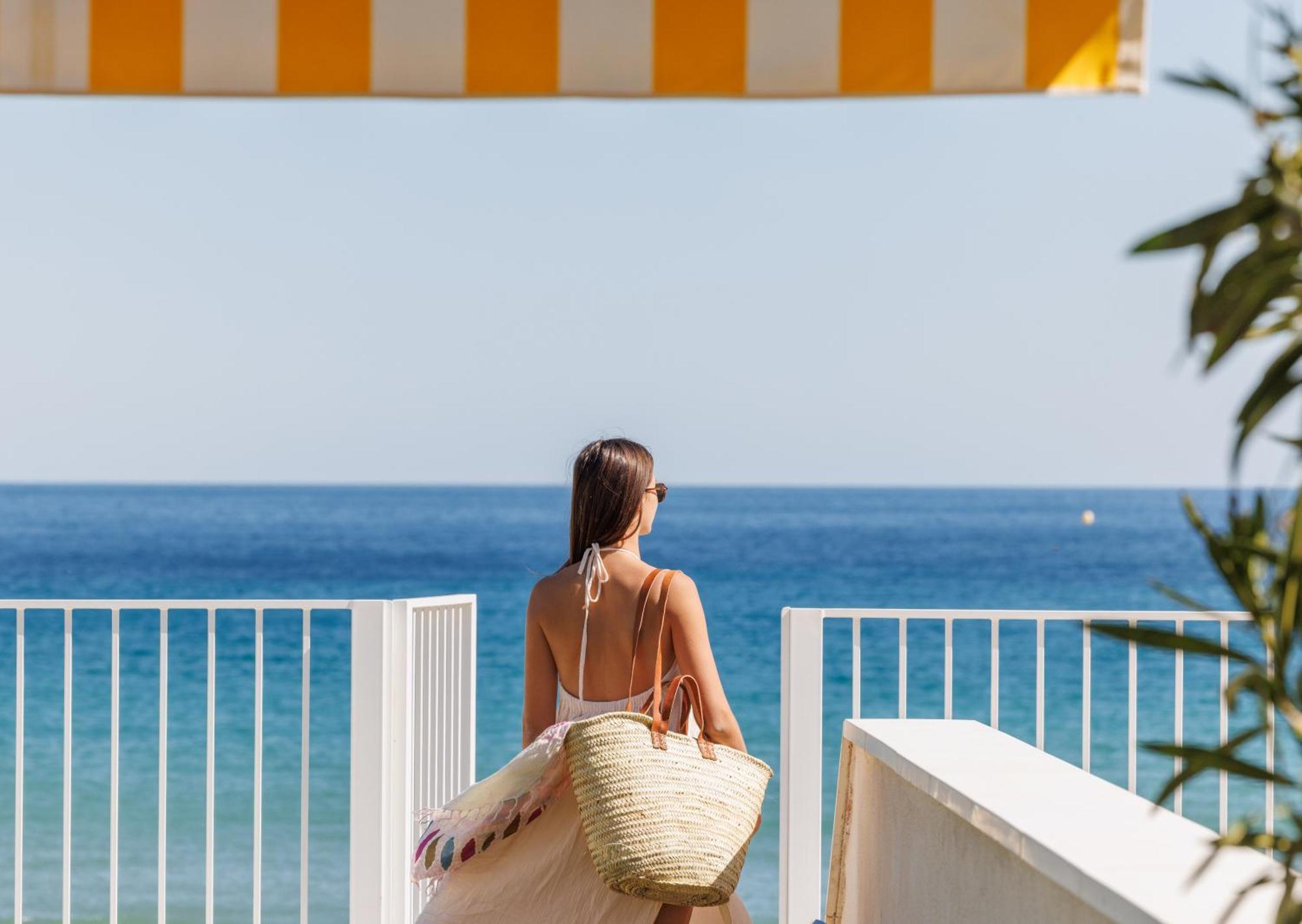 Belle Vue Hotel Cavalaire-sur-Mer Zewnętrze zdjęcie