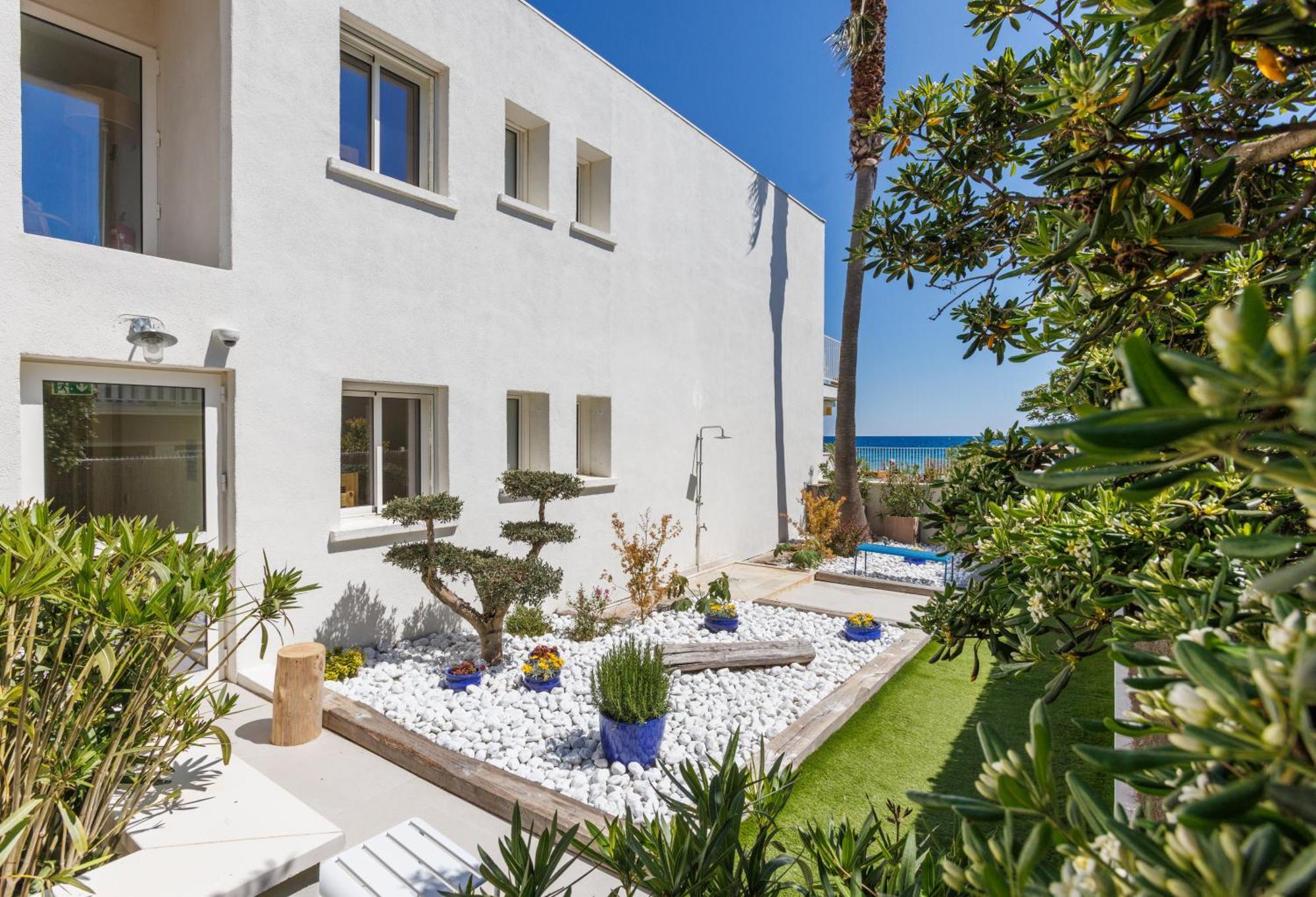 Belle Vue Hotel Cavalaire-sur-Mer Zewnętrze zdjęcie
