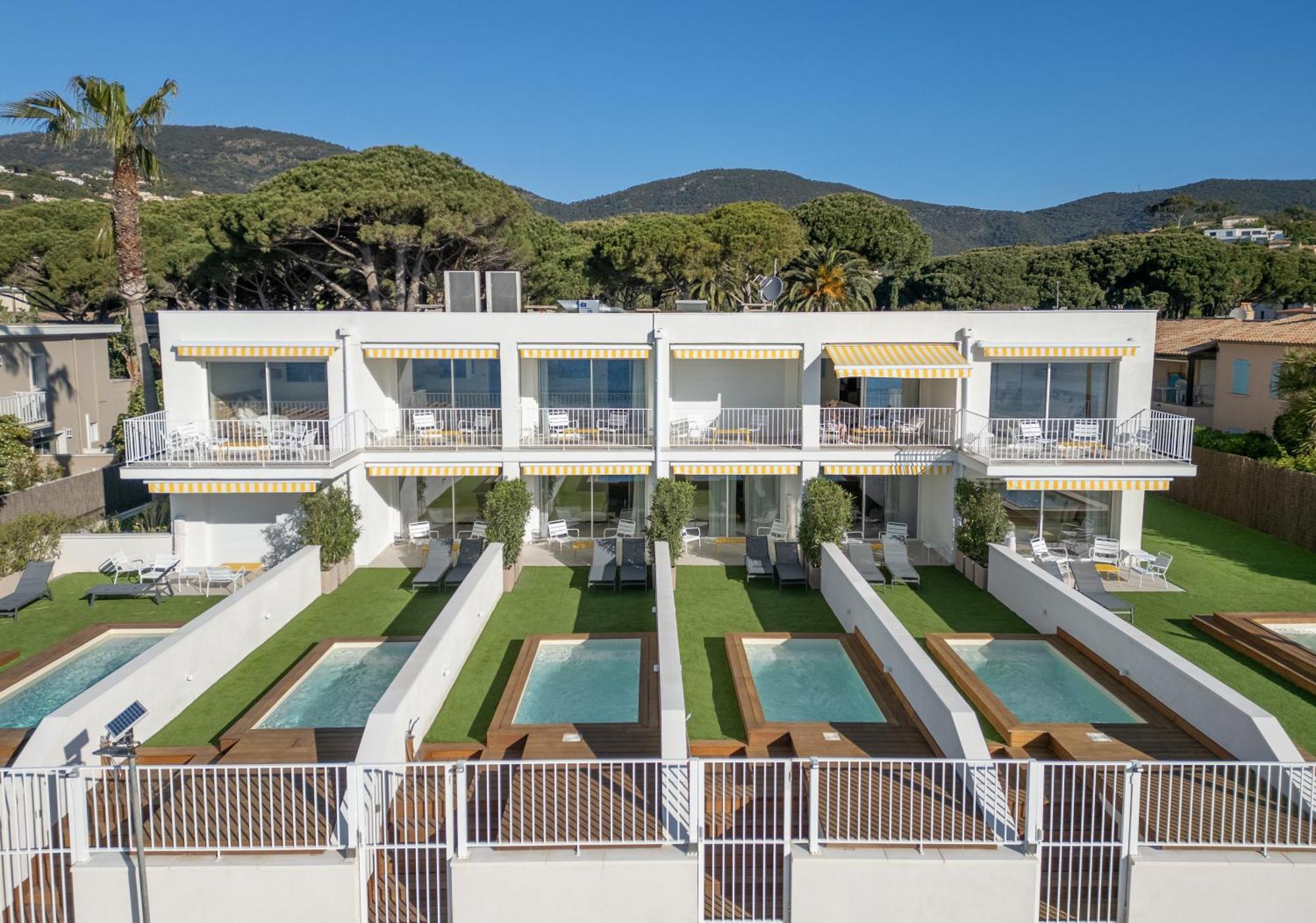 Belle Vue Hotel Cavalaire-sur-Mer Zewnętrze zdjęcie